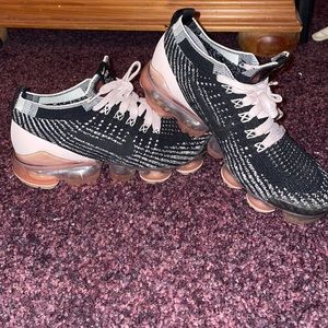 Nike VaporMax Flyknit sneakers. Black and baby pink. Lightly worn. Size 7.